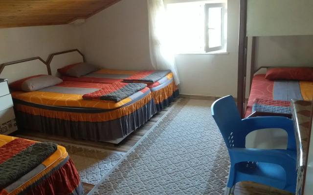 Saglik Apart Pansiyon