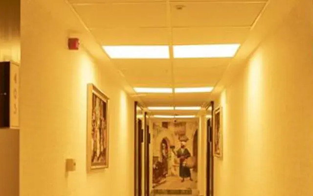 Eden's Hotel