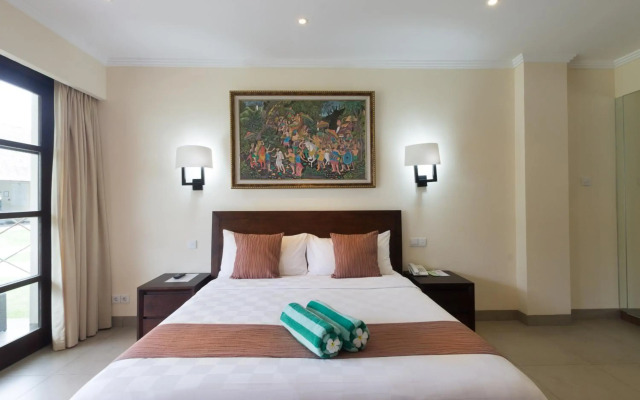 Peninsula Bay Resort