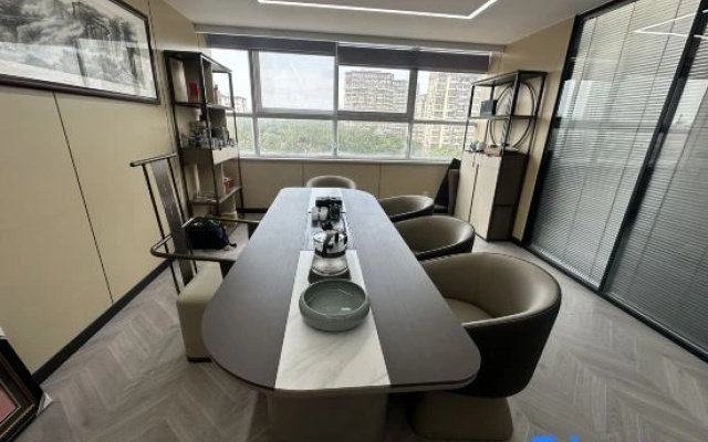 Palace Hotels（Beijing Shijingshan Wanda Plaza Bajiao Amusement Park Station）