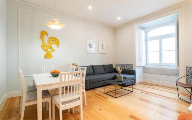 Baixa Cozy 2BR with AC - by LU Holidays