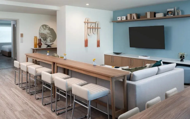 Element Melbourne Oceanfront