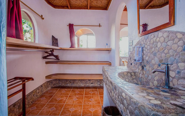 Atremaru Jungle Retreat