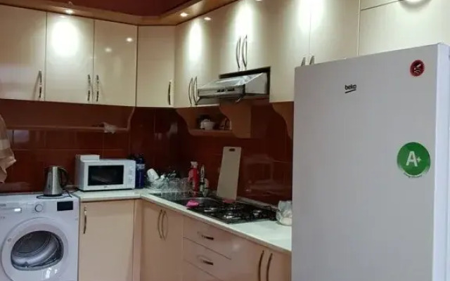 FLAT1