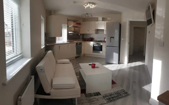 3 En-suite Bed Luxury Accommodation,Nr Warwick Uni