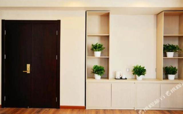 Qianhao Business Hotel