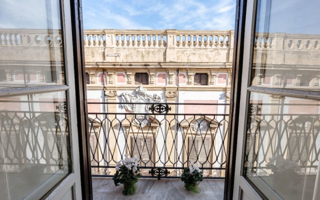 Sant'Elia Prestige Apartment with balcony
