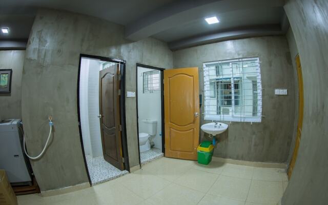 The Lodge Yangon Hostel