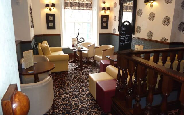 Queen Hotel