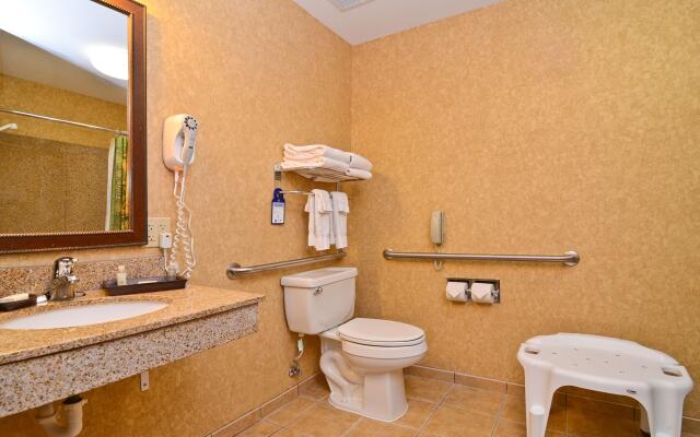 Best Western Plus Kelly Inn & Suites