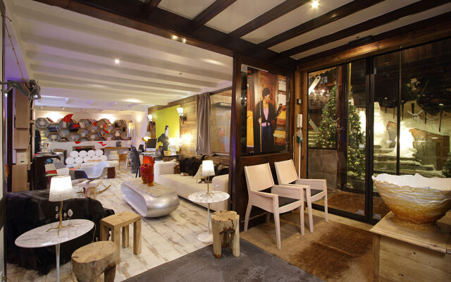 Snow Lodge Hotel Courchevel 1850