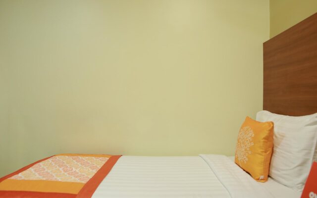OYO 119 GDS Hotel