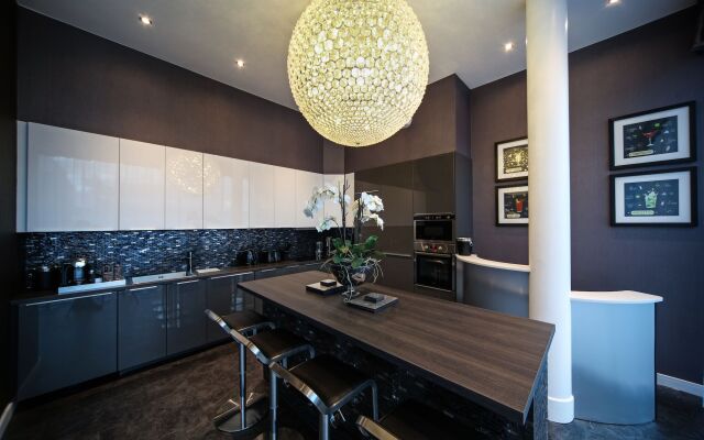 EPIC Apartments Seel Street