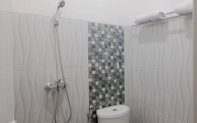 OYO 1108 Smart Tlogomas
