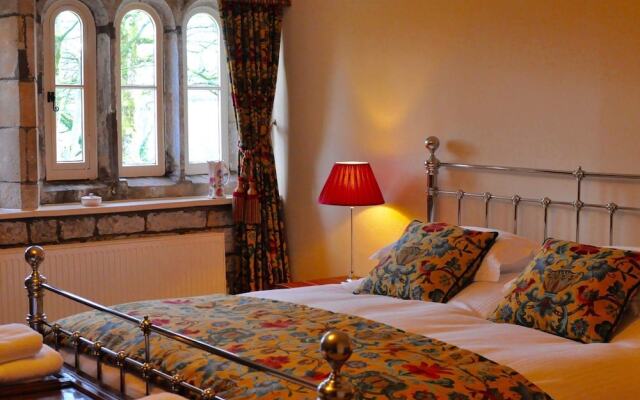 Hurstwood Hall