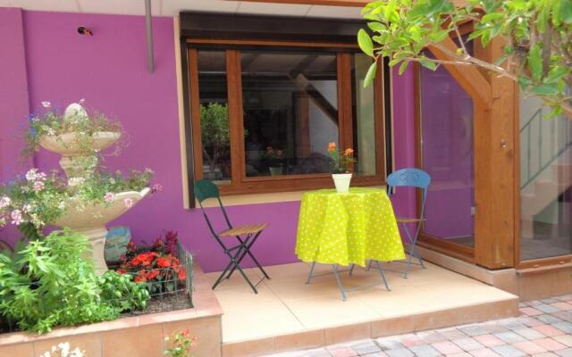 Gîte Roanne, 2 pièces, 2 personnes - FR-1-496-237