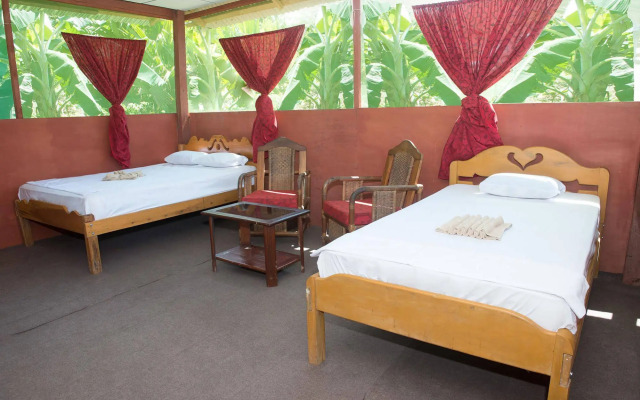 Maniti Expeditions Eco-Lodge