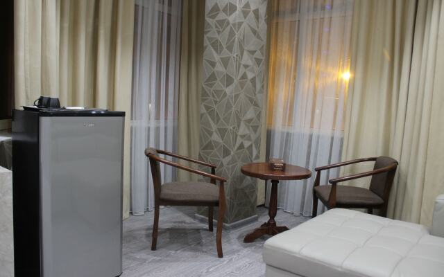 Hotel Safir