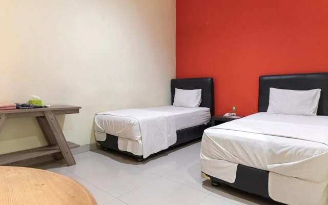 TwoSpaces Living at Toedjoeh Enam Homestay Syariah