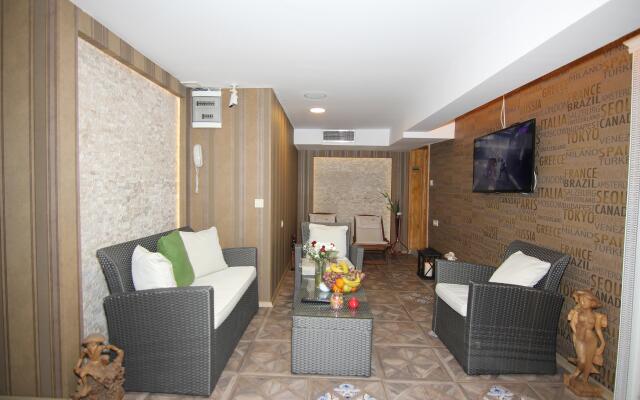 Diamond Royal Hotel