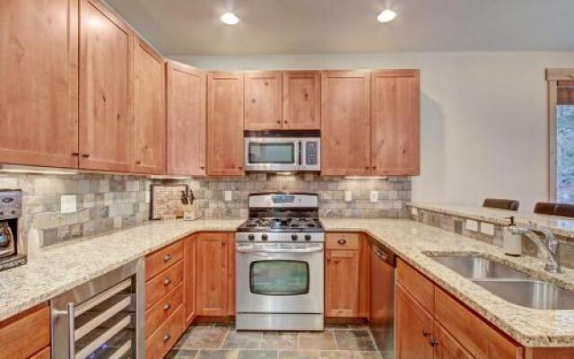 Settlers Creek Townhomes