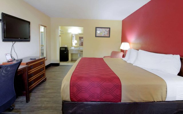 Econo Lodge Virginia Beach Town Center