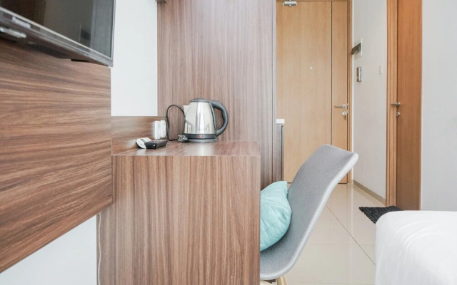Modern Studio Apartment at Tree Park Cikokol