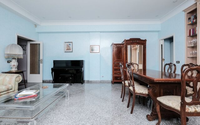 Lush Garden Steps Away from Great Park