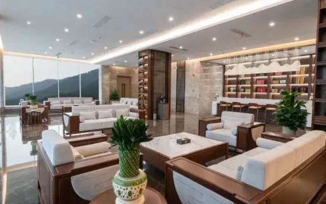 Tai'an Forest Hot Spring Resort Hotel