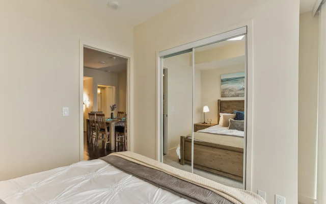 QuickStay - Upscale Condo (Lake View)