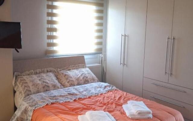 Όμορφη σοφίτα 5λεπτά από το κέντρο της πόλης