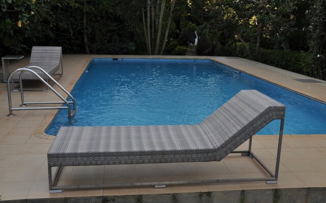 Garr Hotel