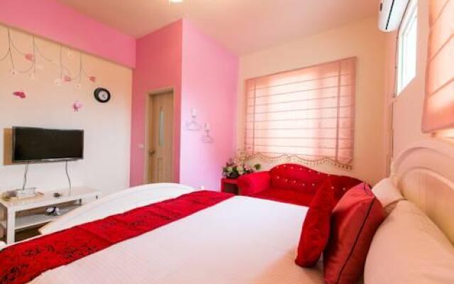 Happiness Hanada B&B