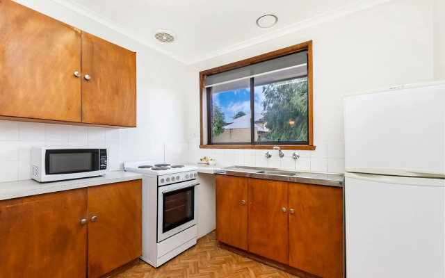 Eastern Beach Units #5