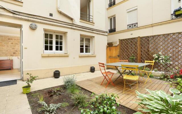 Sublime appartement Champs Elysees ( Chaillot)