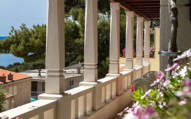 Villa King Apartments