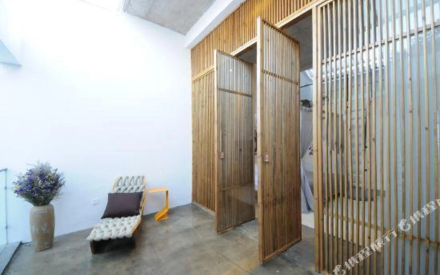 Dali ancient city Shen Cang designer minsu