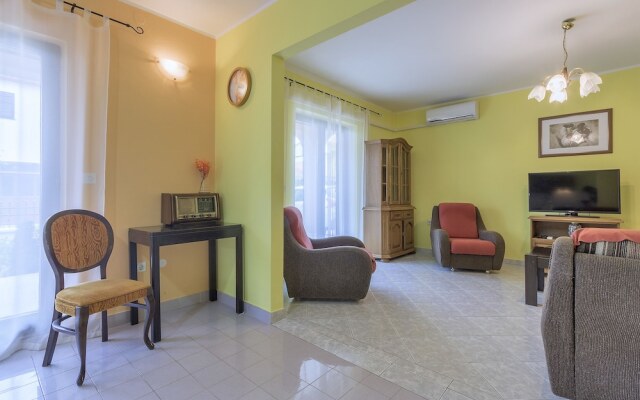 Apartments Monte Grande