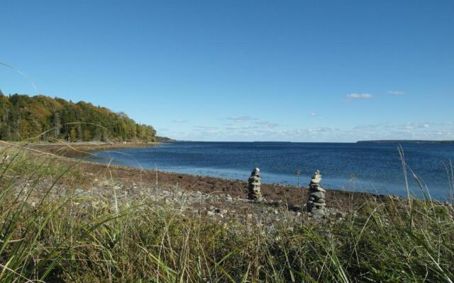 Atlantic View Motel and Cottages