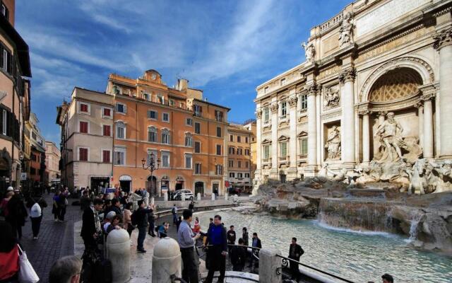 Rent in Rome Trevi Fountain Suite