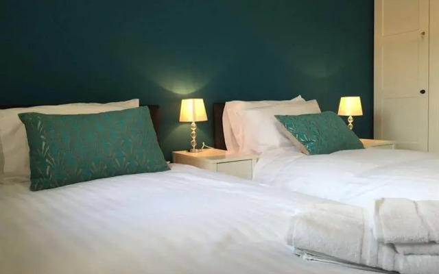 Woden Apartments