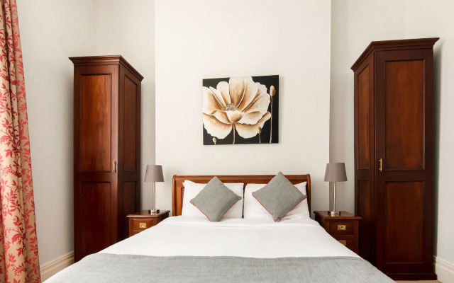 The Regency, Clifton Bristol by Belvilla