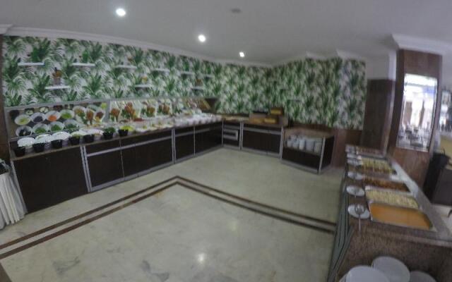 Kleopatra Sunli̇ght Hotel