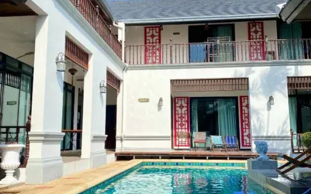 Taurus Villa10 Bedrooms with Private Pool.