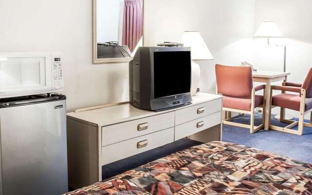 Rodeway Inn and Suites Spokane