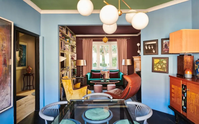 Charming 2-bedroom Home & Garden
