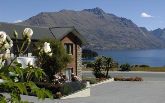 Queenstown Motel Apartments