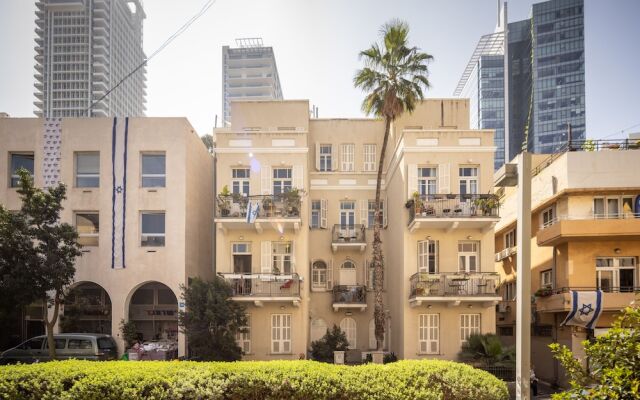 hotelImage