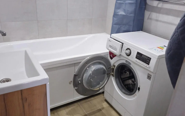 Apartment on Gagarina, 27A