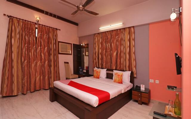 OYO 11920 Rishta Inn